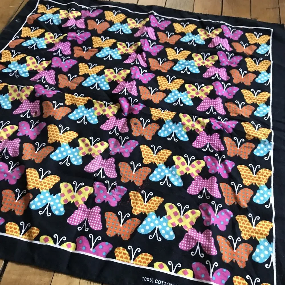 Unbranded butterflies scarf